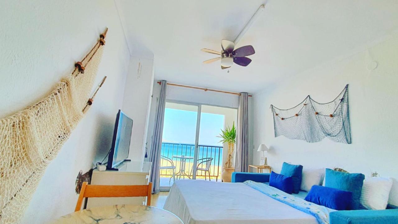 Cozy Beach-Front Studio With Amazing Sea View Empuriabrava Dış mekan fotoğraf